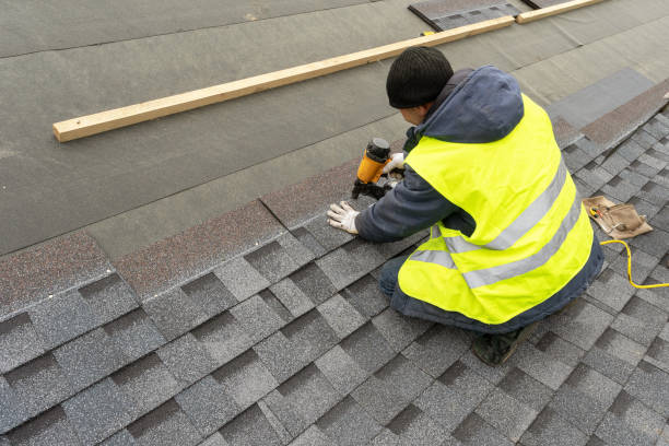 Best Flat Roof Repair Services  in Middlebranch, OH